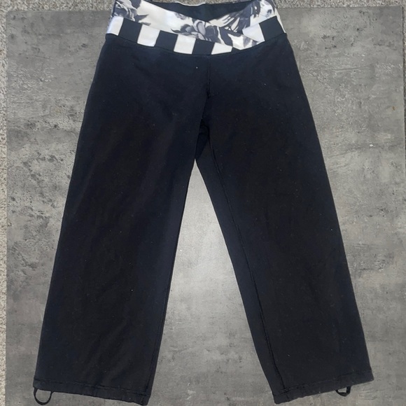 Lululemon convertible cropped joggers - Picture 1 of 4